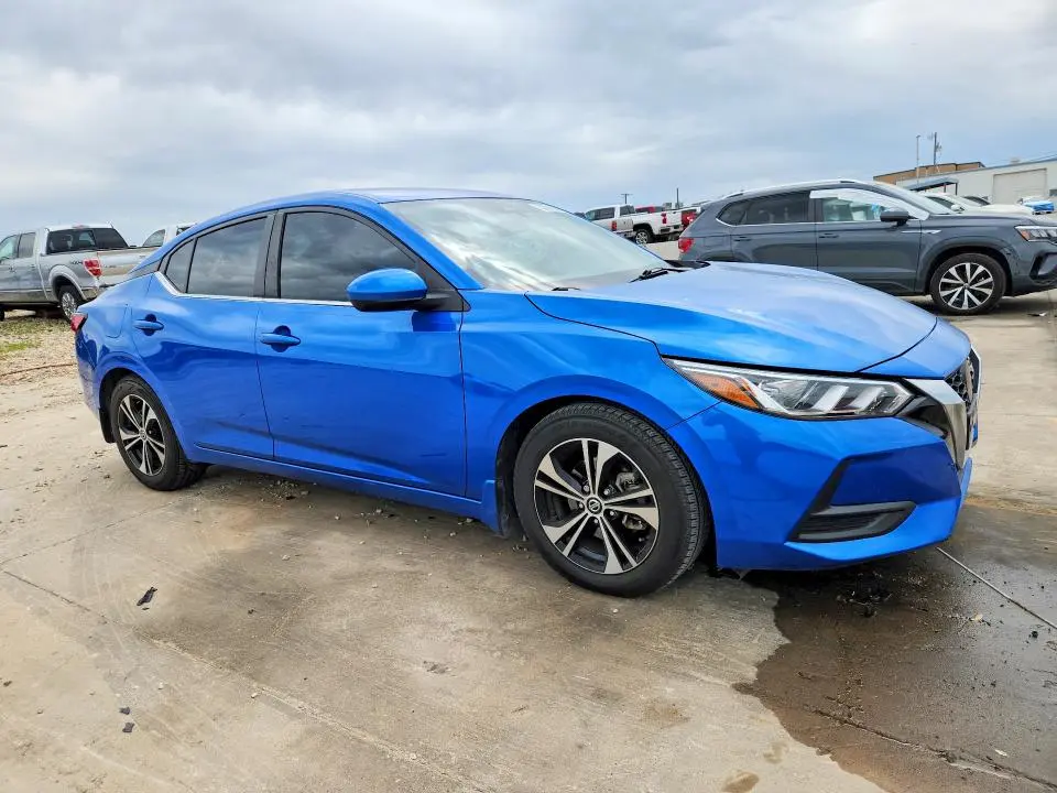 2022 NISSAN SENTRA SV  