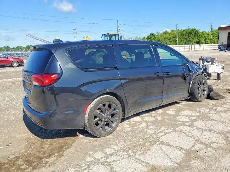 2019 CHRYSLER PACIFICA TOURING PLUS  