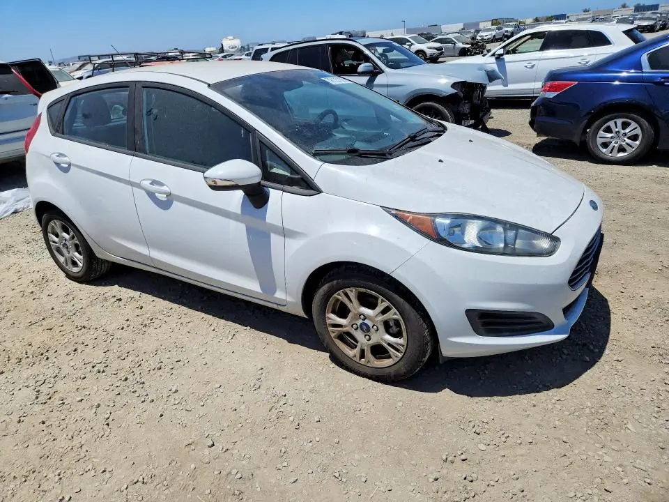 2014 FORD FIESTA SE  