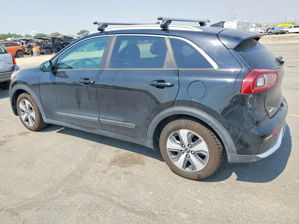 2017 KIA NIRO LX  