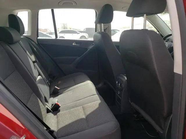 2012 VOLKSWAGEN TIGUAN S  