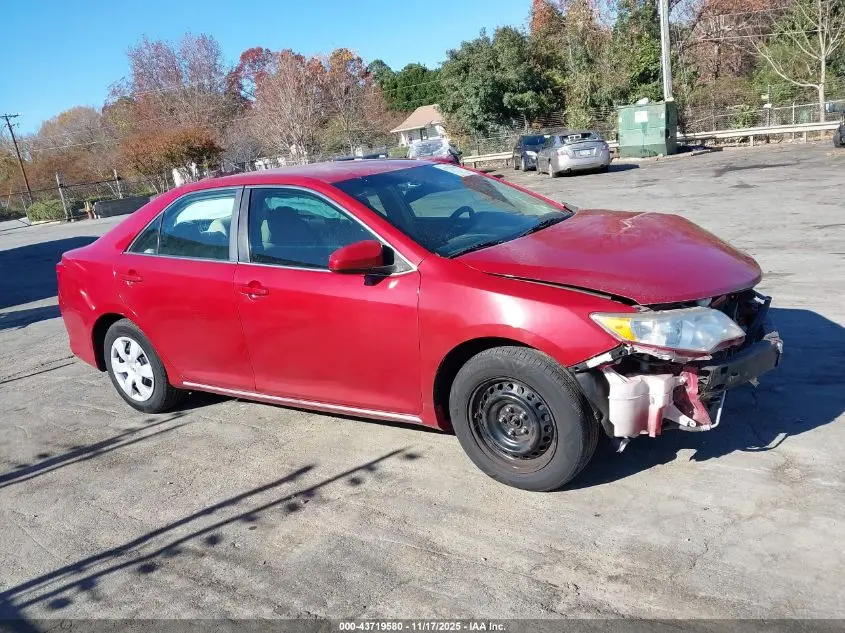 2014 TOYOTA CAMRY LE