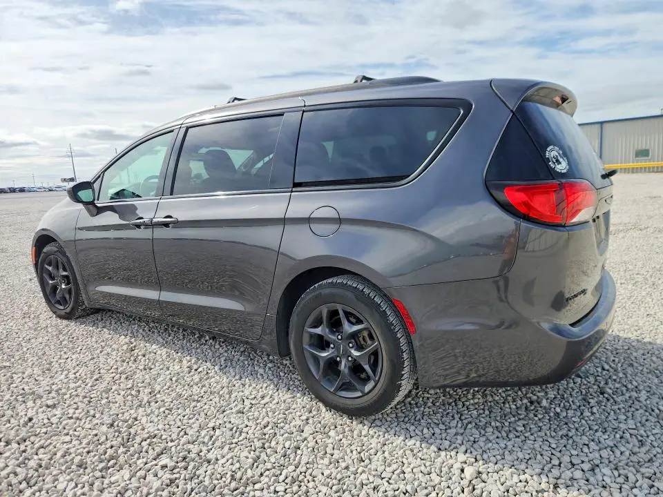 2018 CHRYSLER PACIFICA TOURING L PLUS  