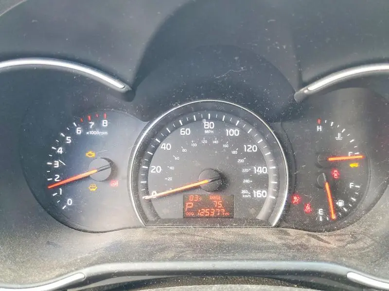 2015 KIA SORENTO LX  