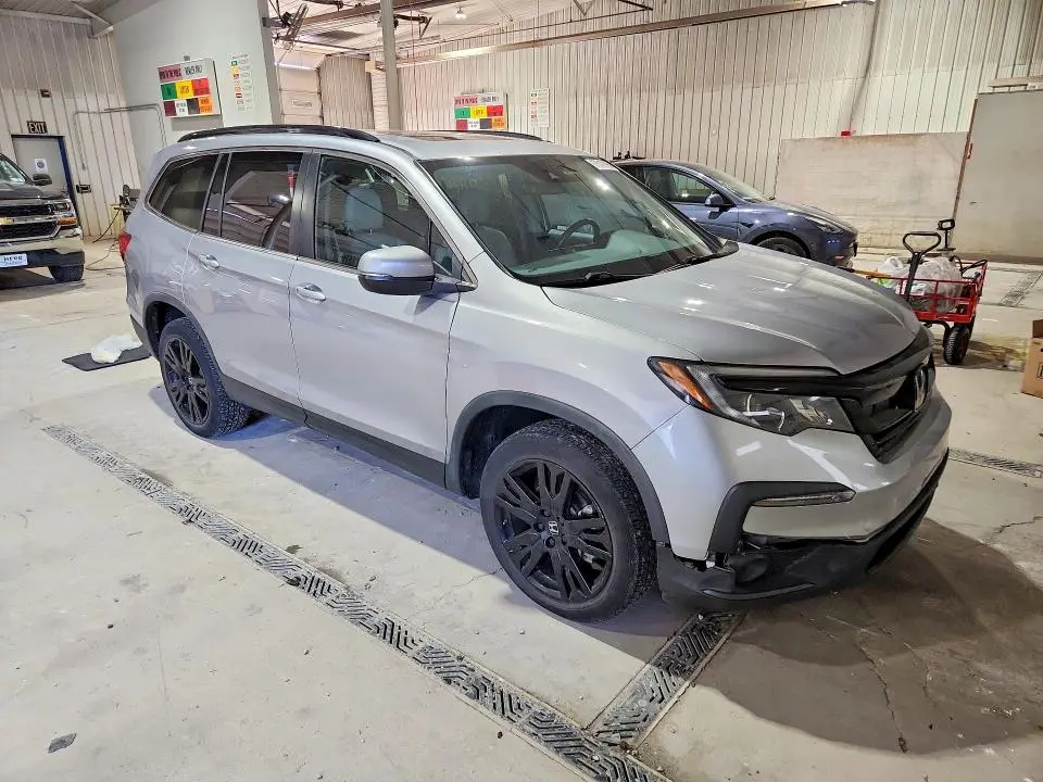 2022 HONDA PILOT SE  