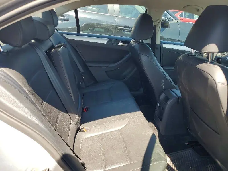 2014 VOLKSWAGEN JETTA SE  