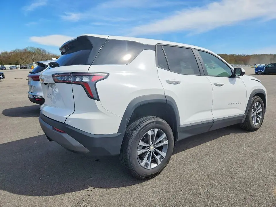 2025 CHEVROLET EQUINOX LT  