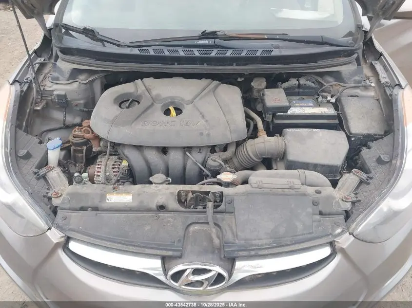 2012 HYUNDAI ELANTRA GLS