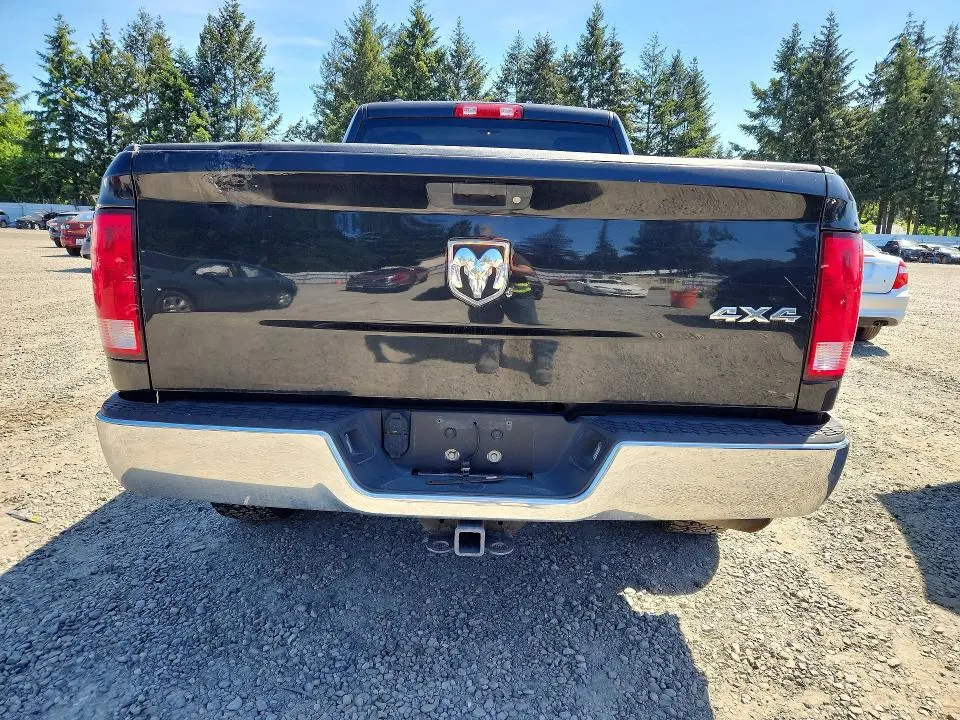 2017 RAM 1500 ST  
