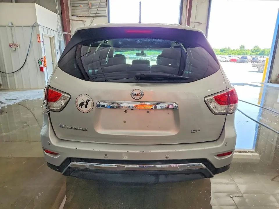 2015 NISSAN PATHFINDER SV  
