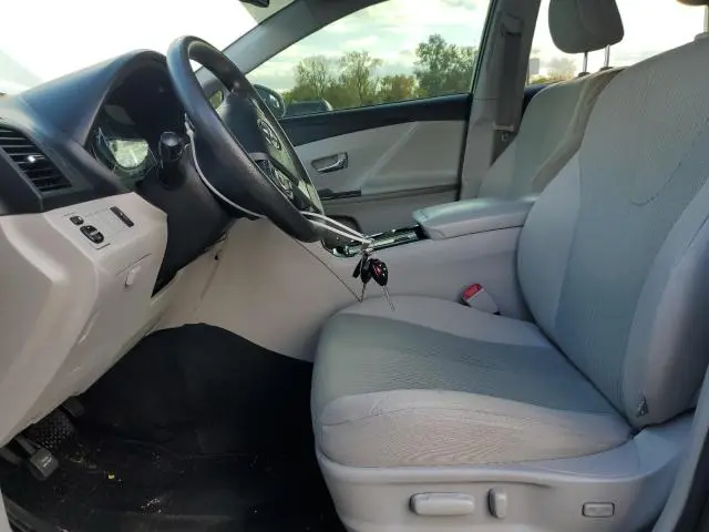 2013 TOYOTA VENZA LE  