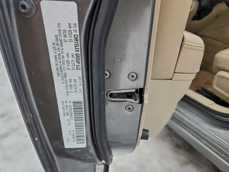 2011 CHRYSLER 300 LIMITED  