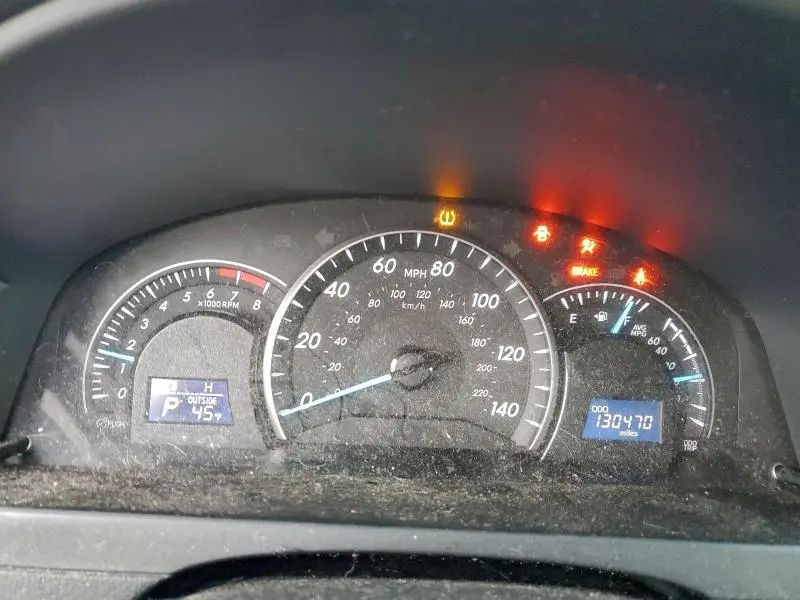 2015 TOYOTA CAMRY LE  