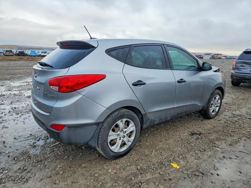2011 HYUNDAI TUCSON GL  
