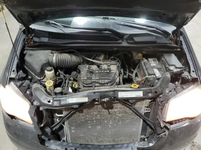 2011 CHRYSLER TOWN & COUNTRY TOURING  