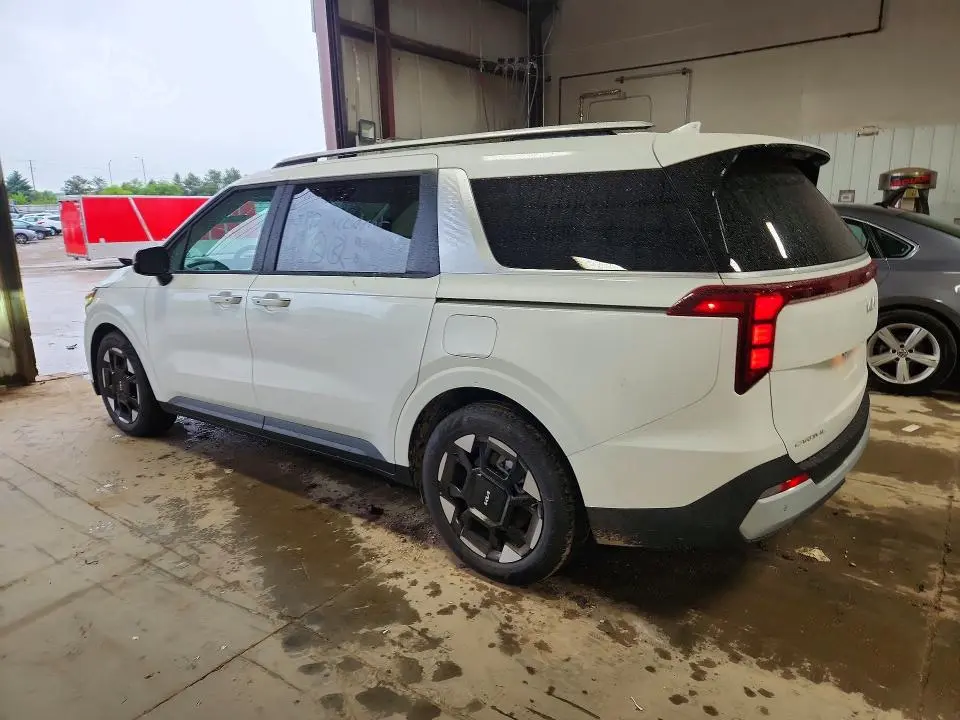 2026 KIA CARNIVAL EX  