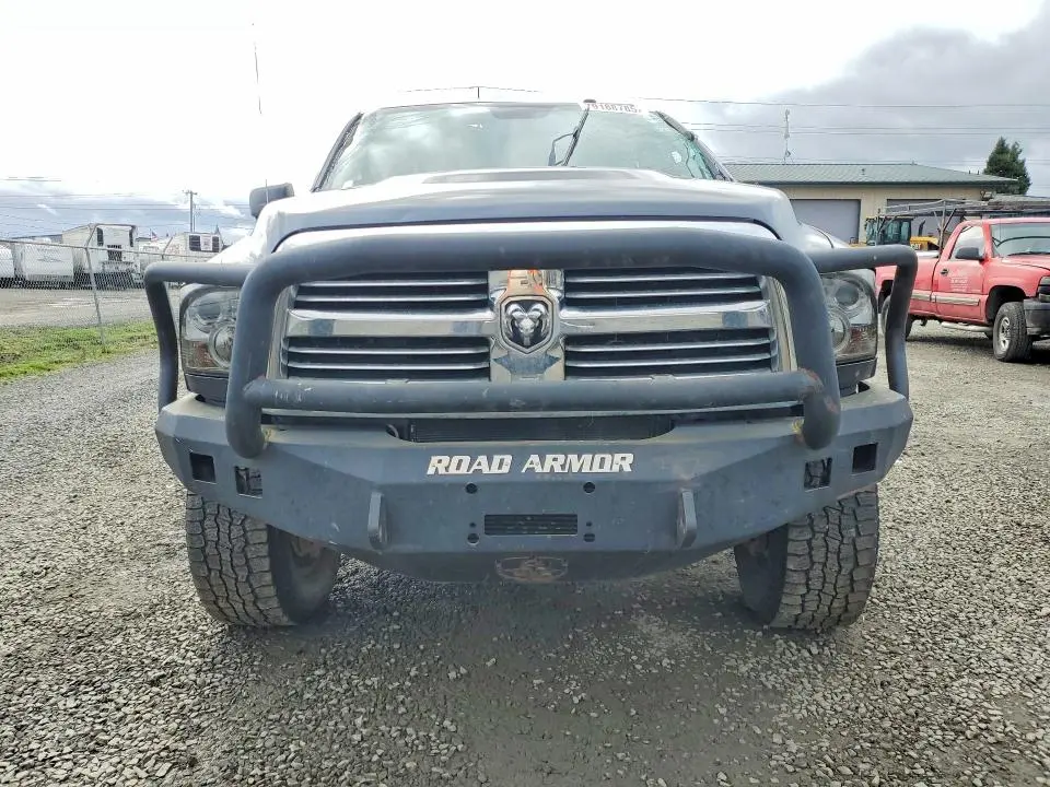 2015 RAM 2500 SLT  
