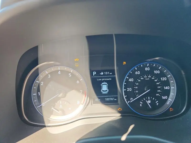 2018 HYUNDAI KONA SEL  