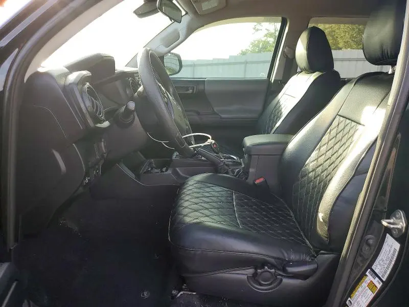 2019 TOYOTA TACOMA SR V6  