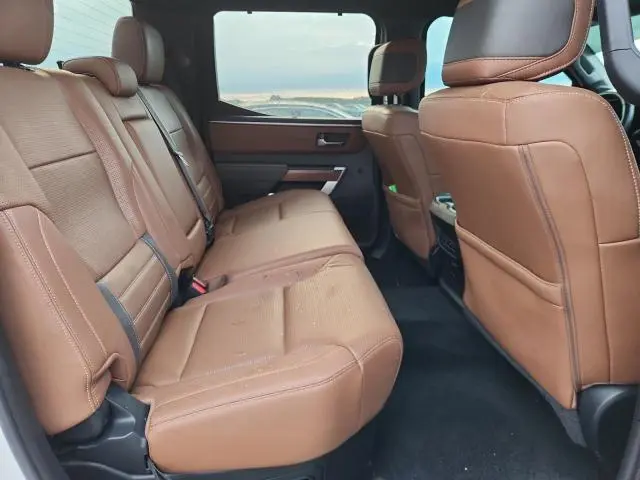 2024 TOYOTA TUNDRA CREWMAX PLATINUM  