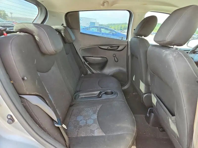 2016 CHEVROLET SPARK LS  