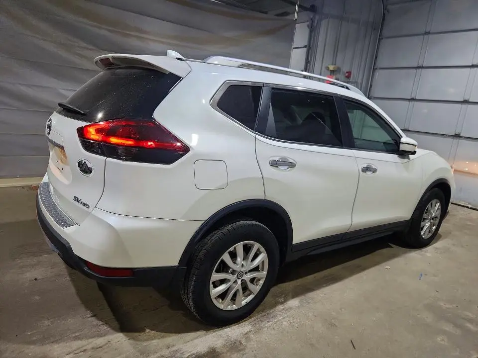 2018 NISSAN ROGUE SV  