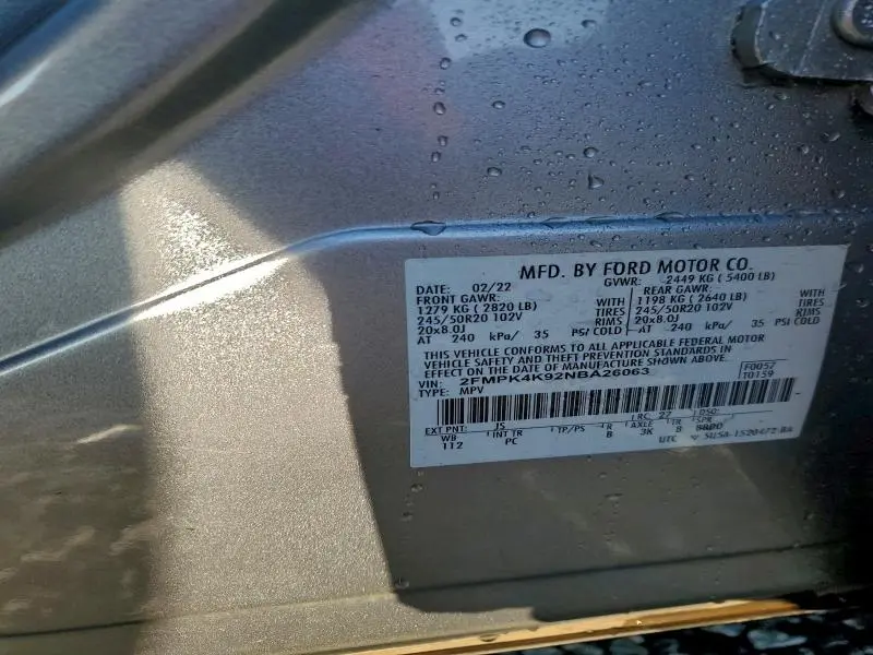 2022 FORD EDGE TITANIUM  