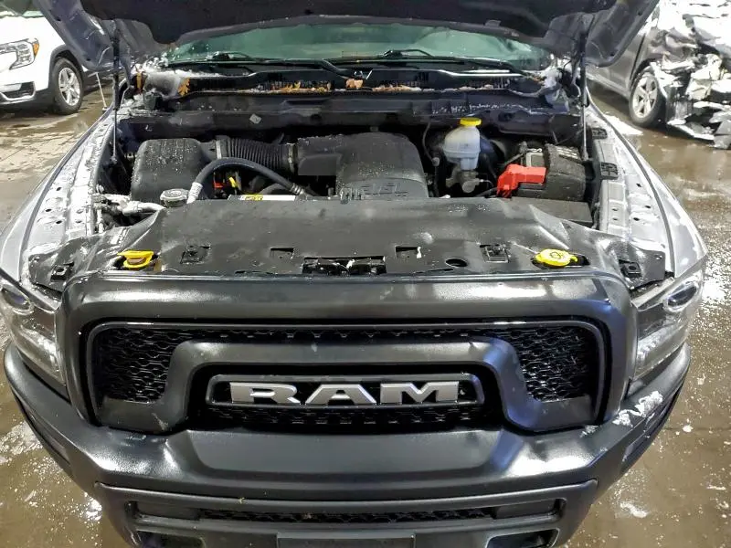 2021 RAM 1500 CLASSIC SLT  