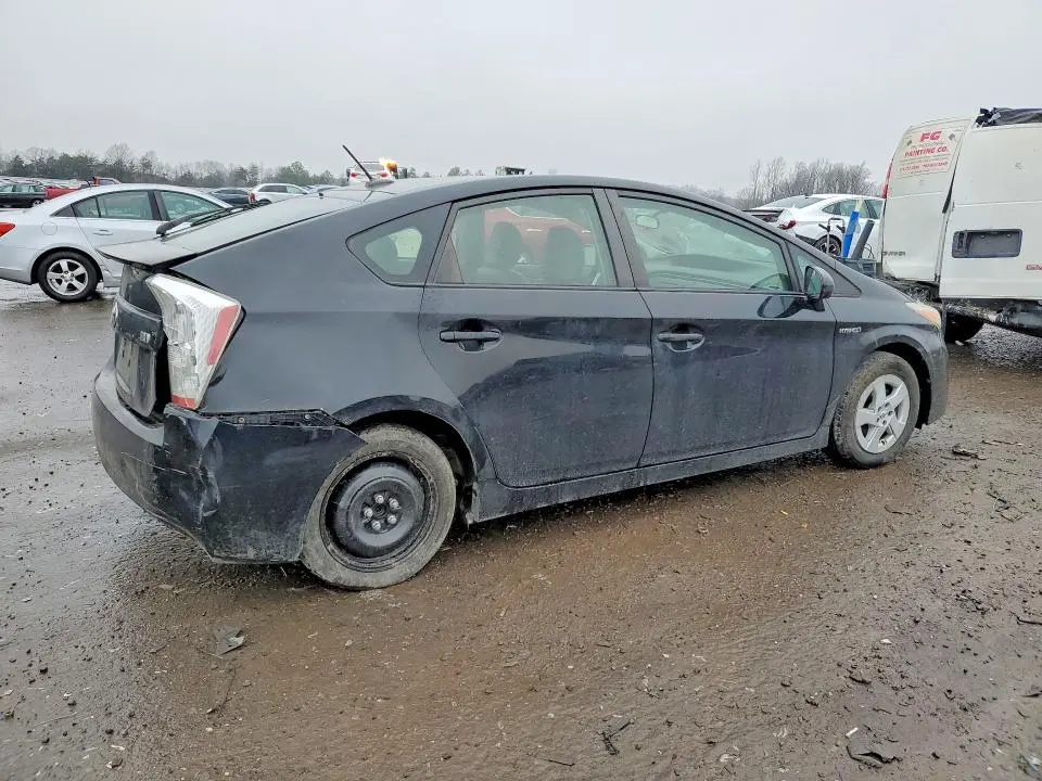 2011 TOYOTA PRIUS TWO  