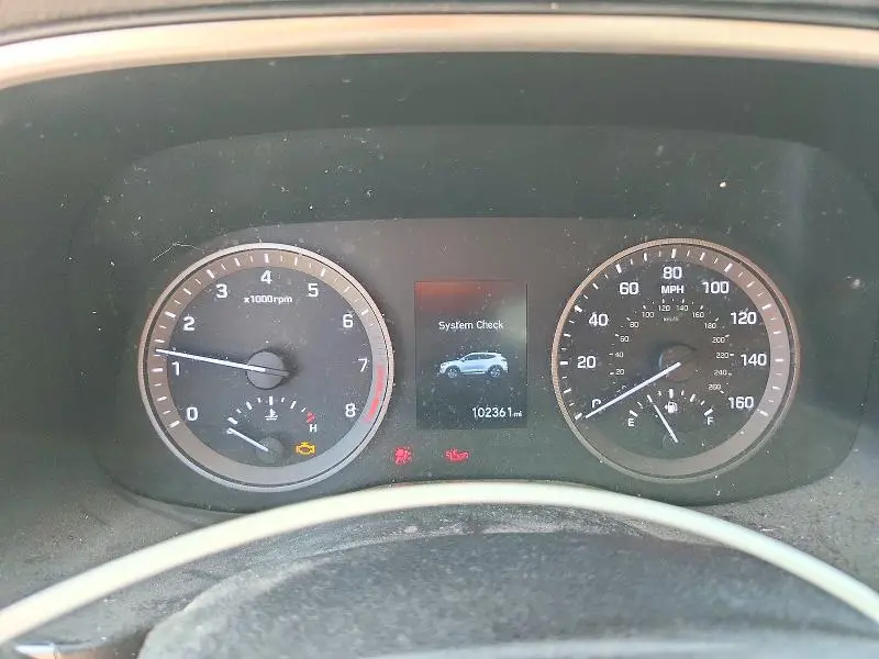 2021 HYUNDAI TUCSON SE  