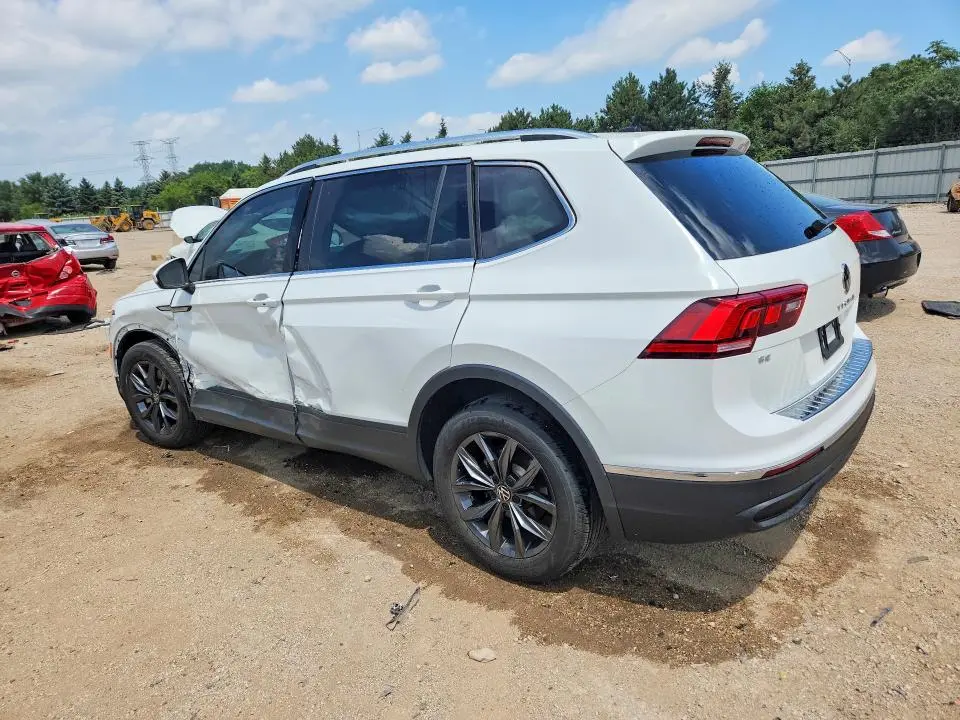 2022 VOLKSWAGEN TIGUAN SE  