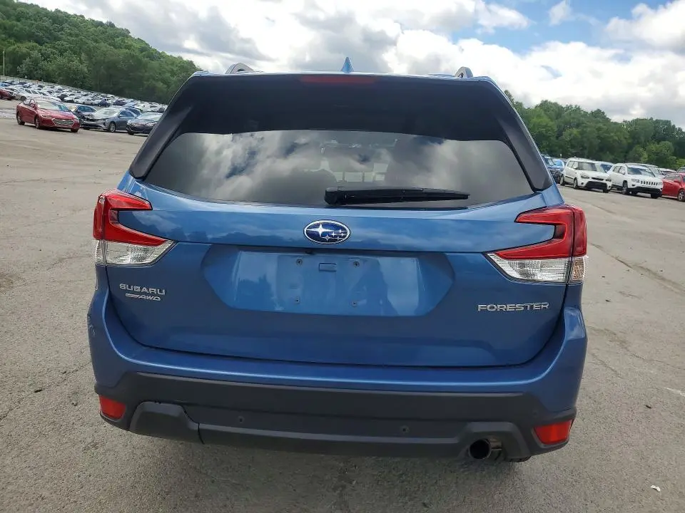 2023 SUBARU FORESTER LIMITED  