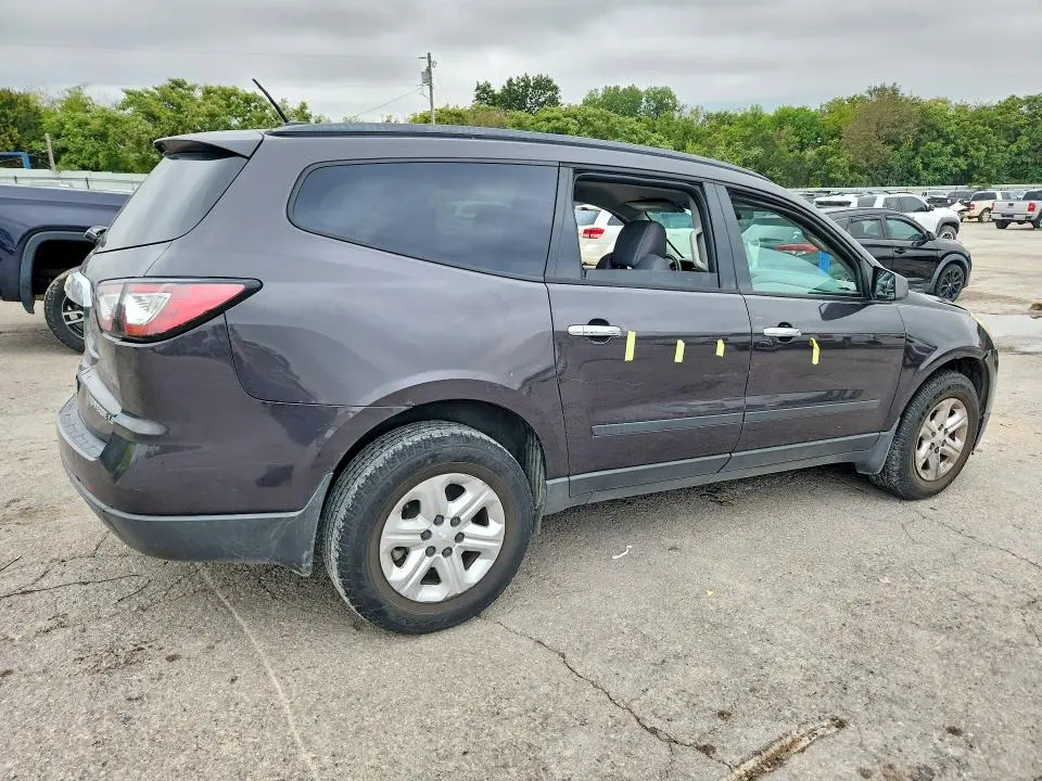 2016 CHEVROLET TRAVERSE LS  