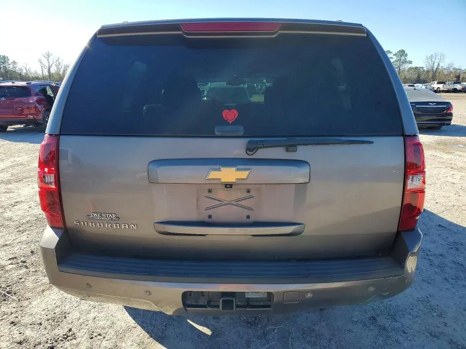 2013 CHEVROLET SUBURBAN C1500 LT  
