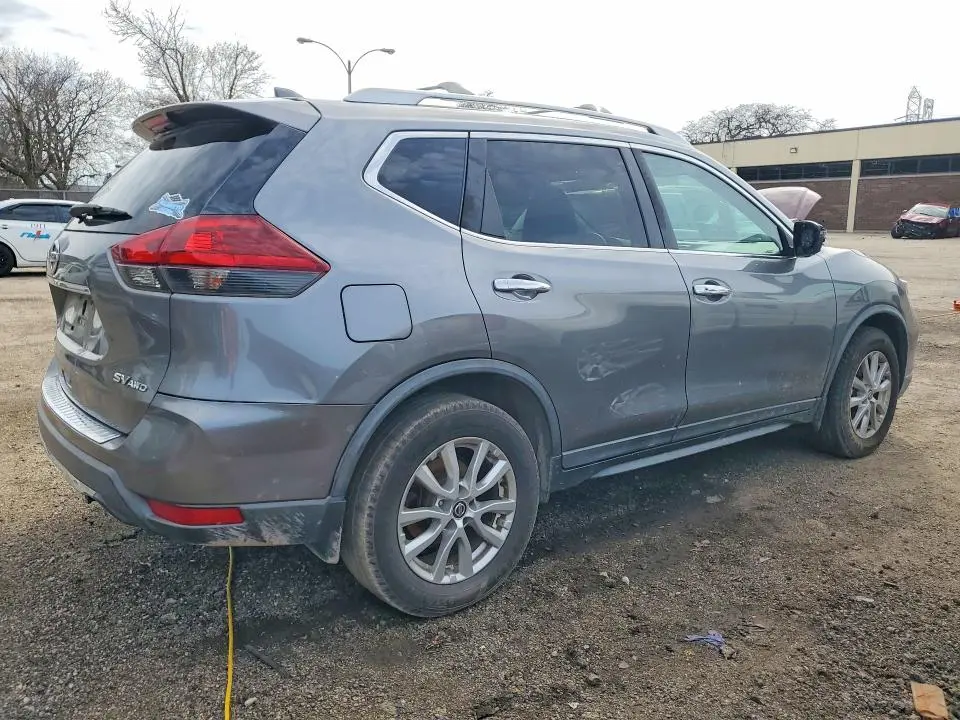2018 NISSAN ROGUE SV  