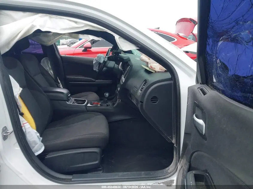 2015 DODGE CHARGER SE