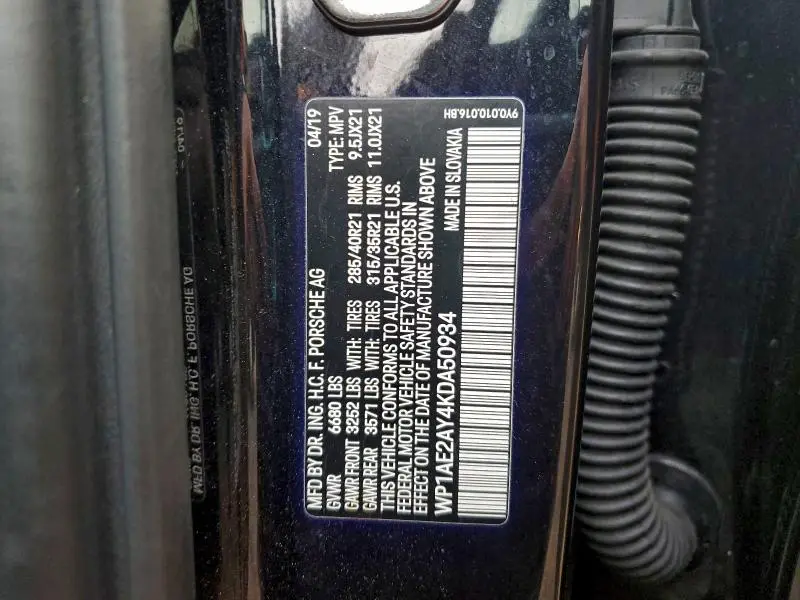 2019 PORSCHE CAYENNE SE HYBRID  