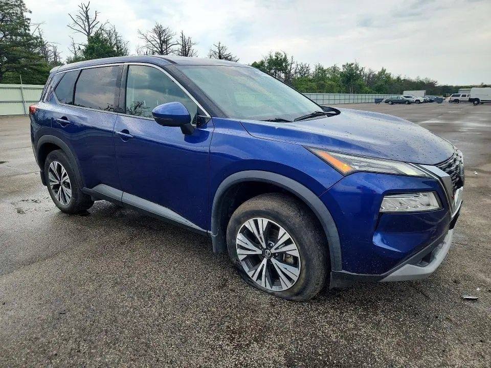 2021 NISSAN ROGUE SV  