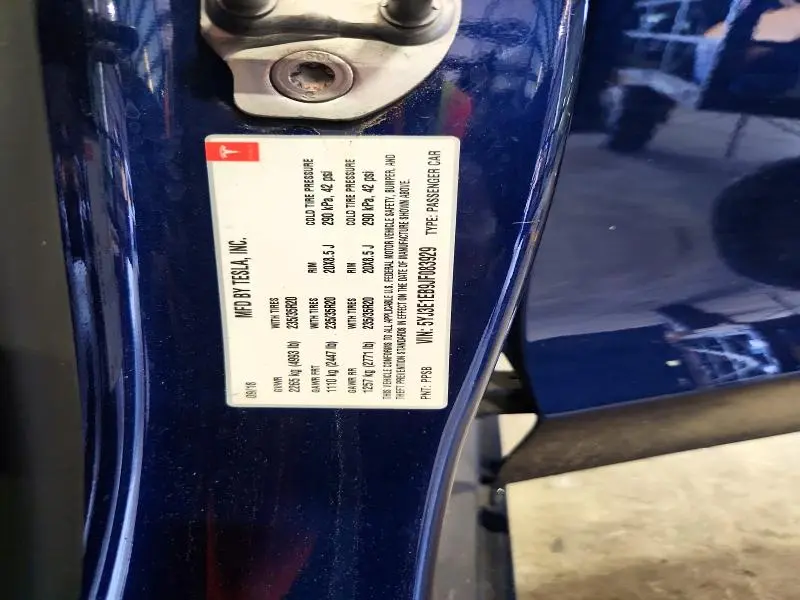 2018 TESLA MODEL 3   