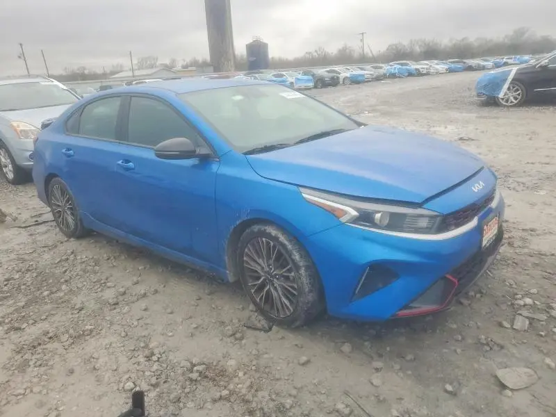 2022 KIA FORTE GT LINE  