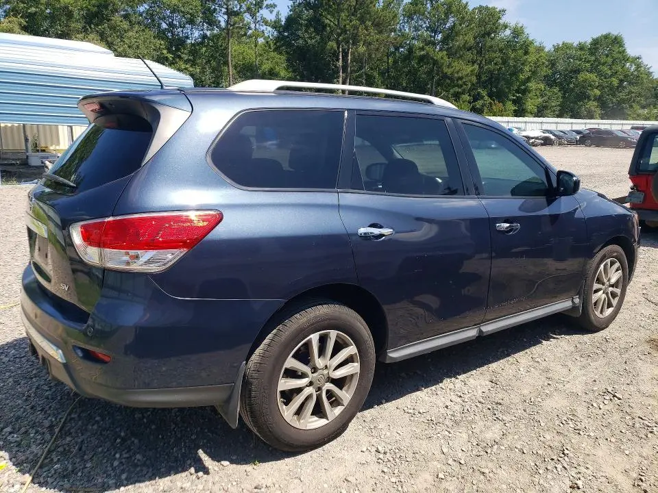 2016 NISSAN PATHFINDER SV  