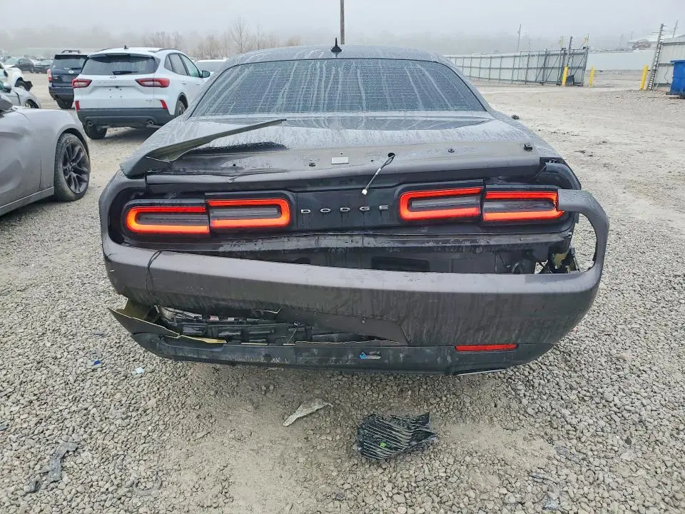 2018 DODGE CHALLENGER SXT  
