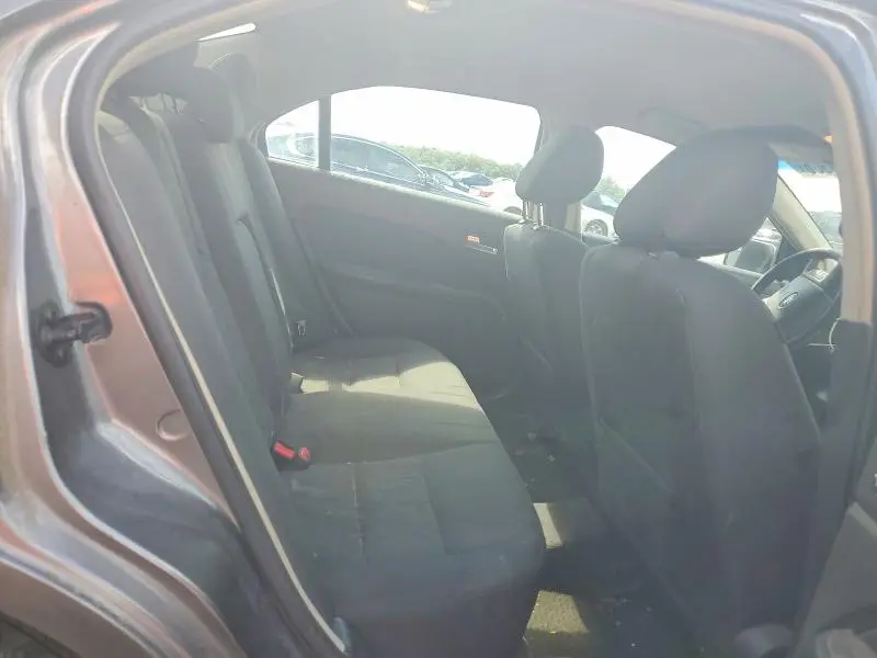2011 FORD FUSION SE  