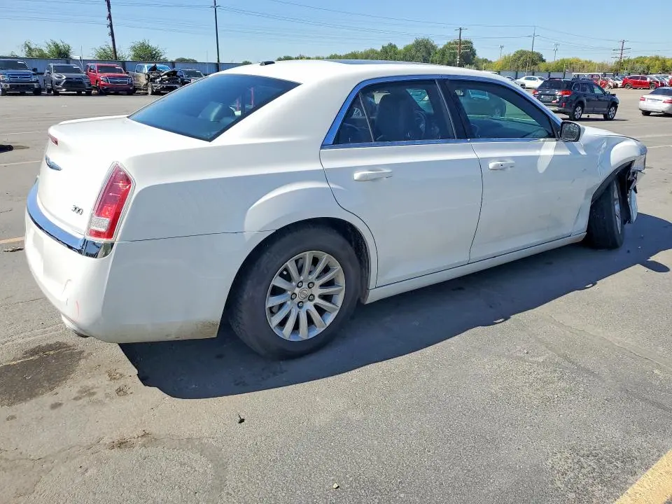 2014 CHRYSLER 300   