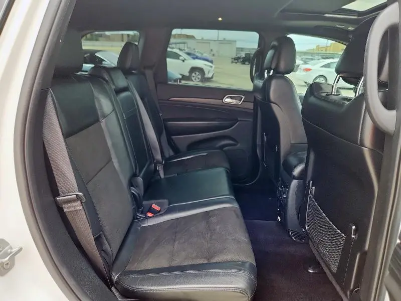 2019 JEEP GRAND CHEROKEE LAREDO  
