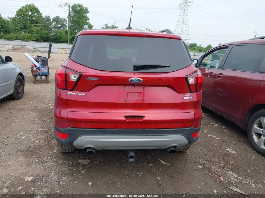 2019 FORD ESCAPE SE