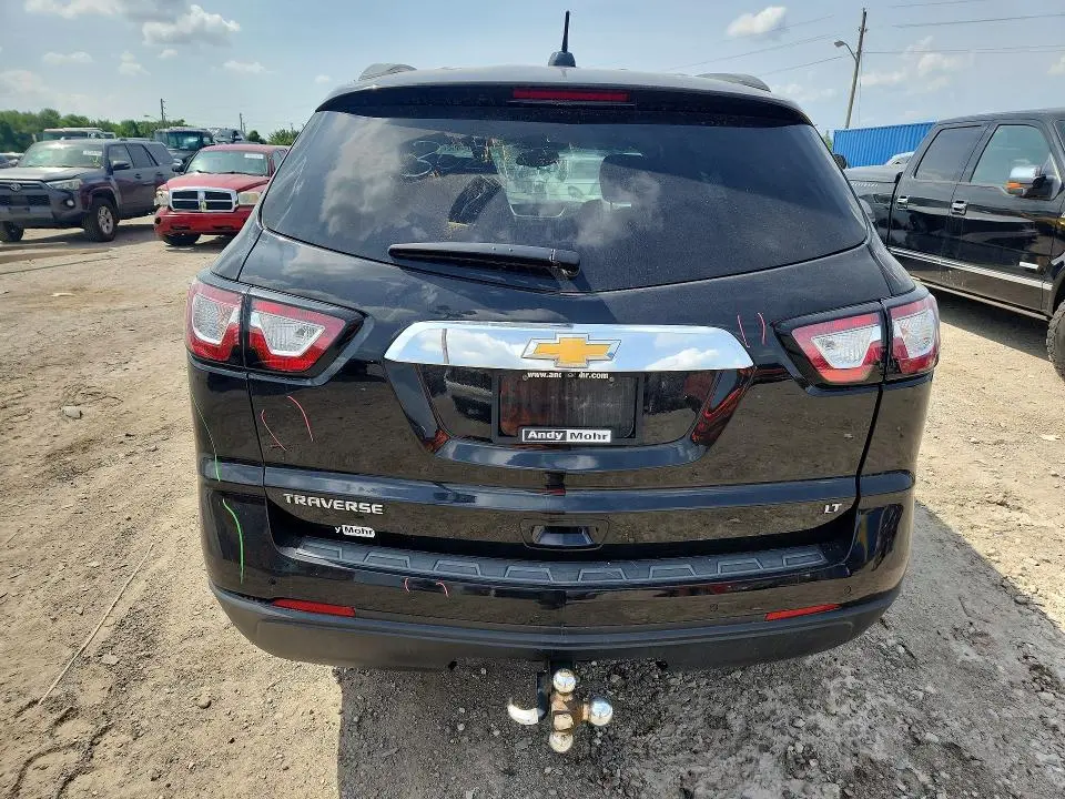 2017 CHEVROLET TRAVERSE LT  
