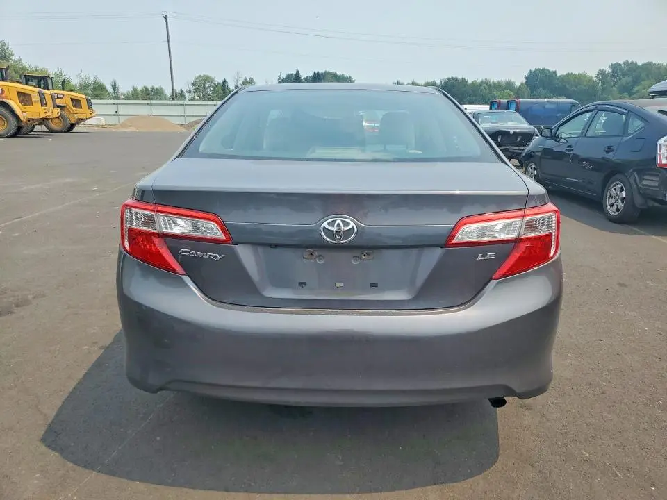 2014 TOYOTA CAMRY LE  