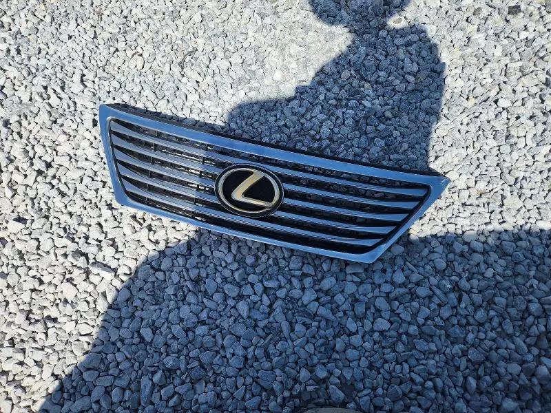 2011 LEXUS LS 460  