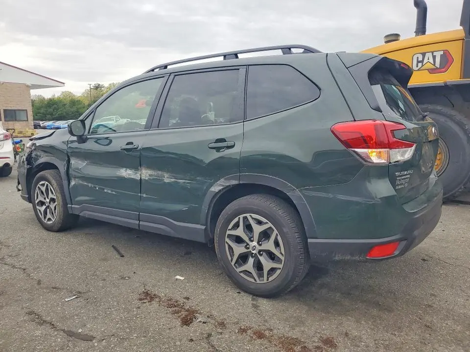 2022 SUBARU FORESTER PREMIUM  